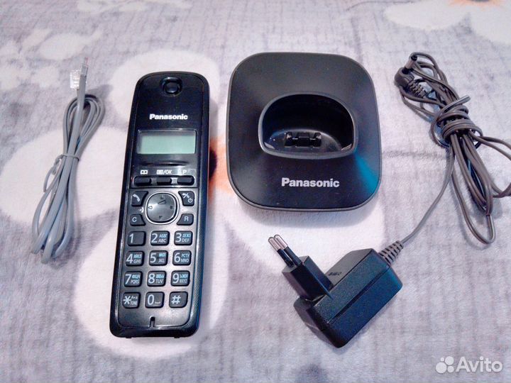 Радиотелефон Panasonic KX-TG1611RU