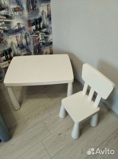 Столик и стульчик Икеа маммут