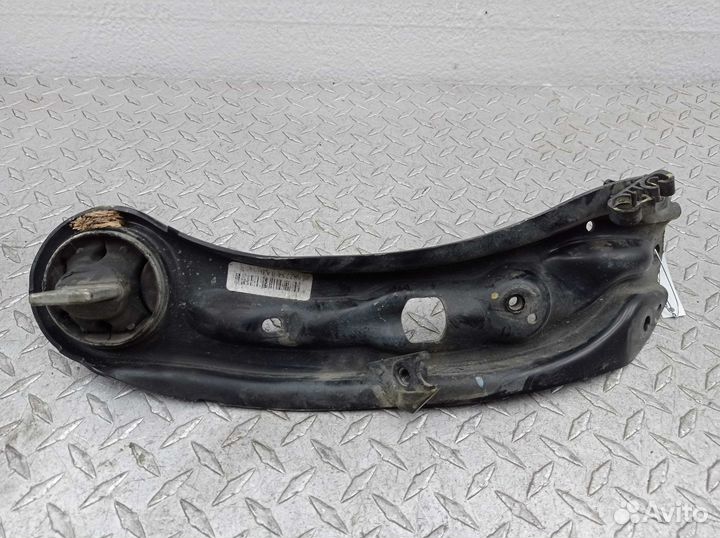 Рычаг задний правый Dodge Journey 1 228AB6179