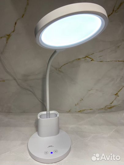 Лампа настольная яркая новая гарантия