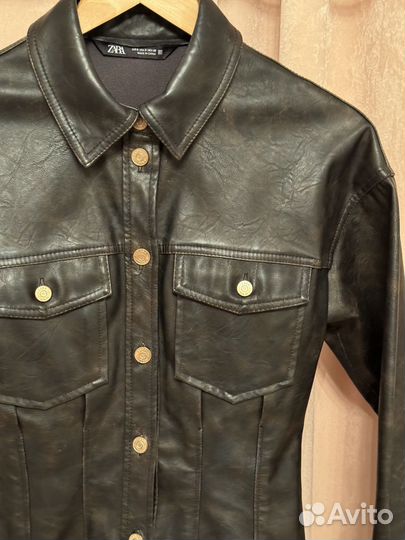 Кожаное платье на пуговицах zara