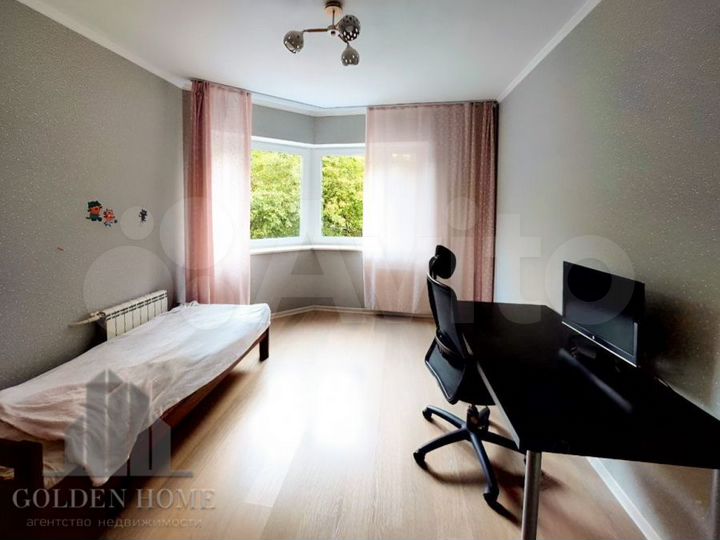 3-к. квартира, 87,6 м², 2/10 эт.