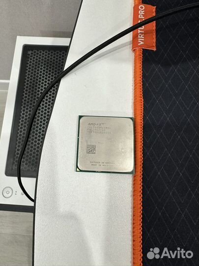 Центральный процессор FX 4300