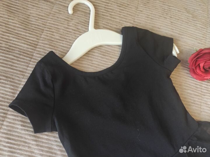 Купальник гимнастический для девочки 98 новый