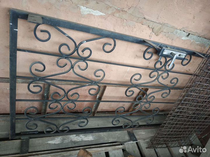 Кованые решетки на окна