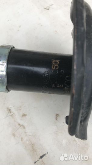 Амортизатор левый mando EX546513X250