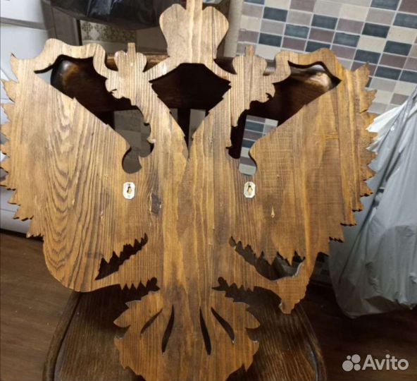 Герб Российской Федерации. Дерево. Резной