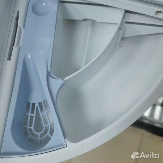 Стиральная машина Hotpoint -Ariston 7 кг