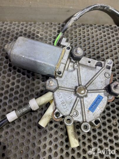 Стеклоподъемник передний правый Ауди 80 B4 Audi