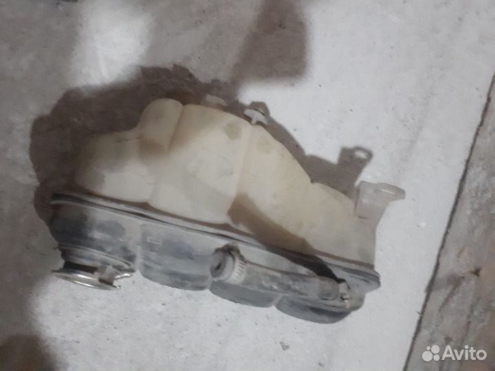 Расширительный бачок мерседес 202,208