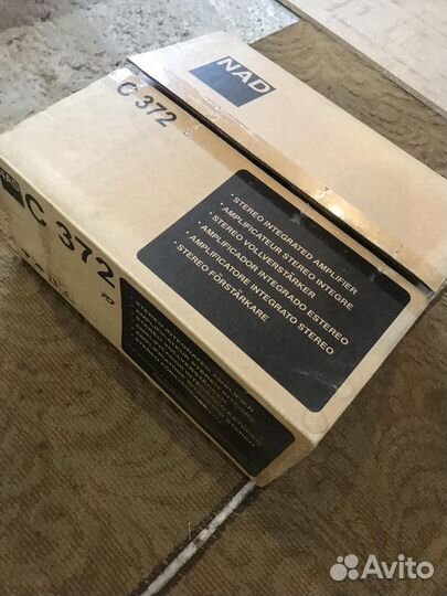 NAD C 372 фабричная упаковка от усилителя, коробка