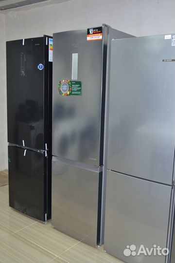 Холодильник новый Hotpoint-Ariston NoFrost 2 метра