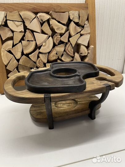 Винный столик с менажницей