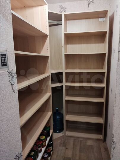 3-к. квартира, 101,6 м², 1/4 эт.