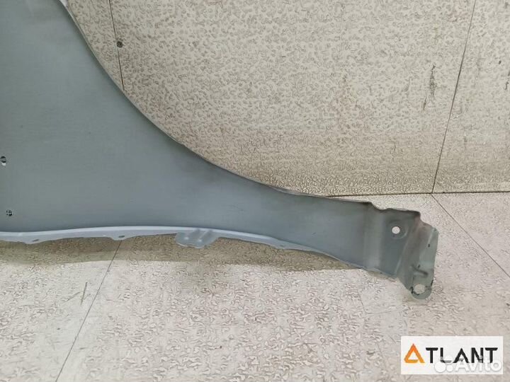 Крыло переднее левое toyota prius