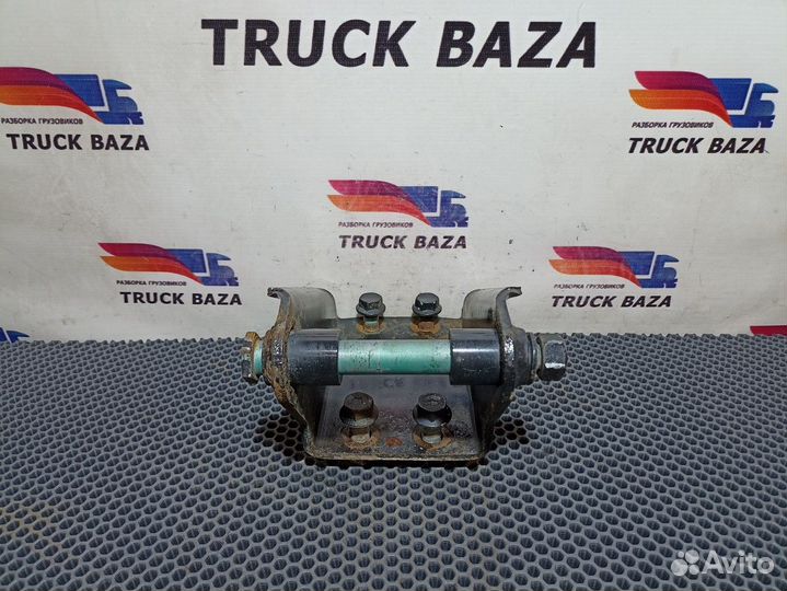 Кронштейн амортизатора заднего