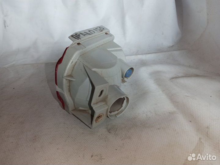 Фонарь противотуманный задний правый Toyota Land