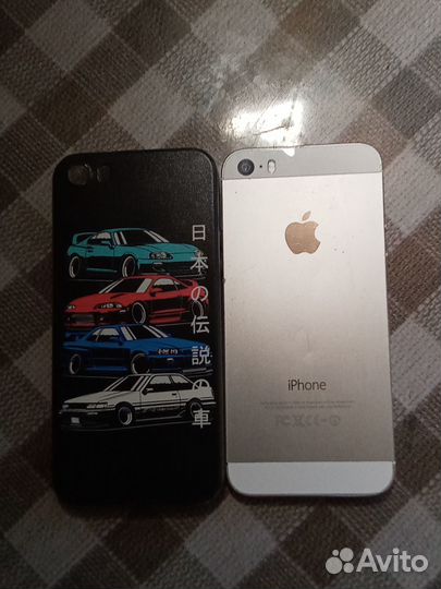 iPhone 5S, 64 ГБ