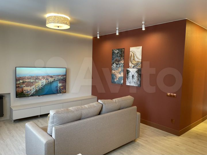 2-к. квартира, 60 м², 8/9 эт.