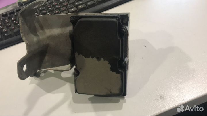 Блок ABS (насос) для Mitsubishi Colt (Z3) 2003-201