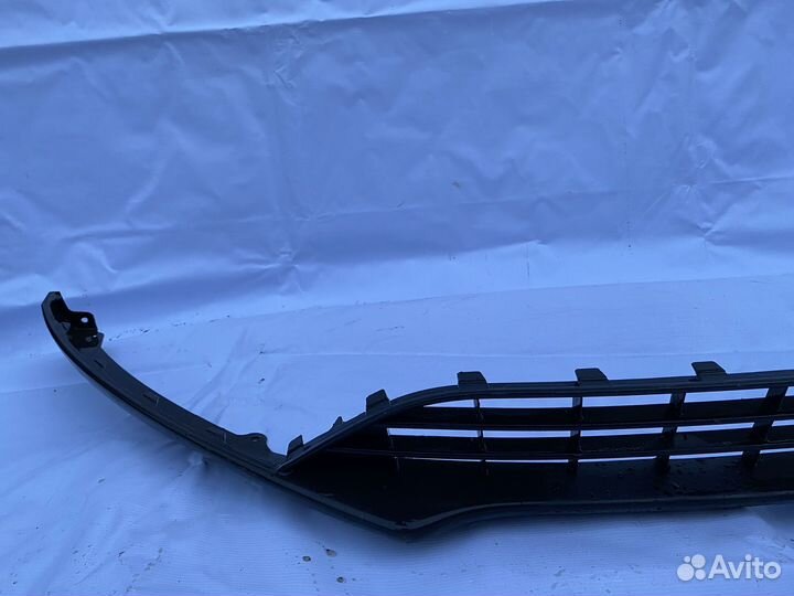 Ford Focus 3 накладка бампера передняя