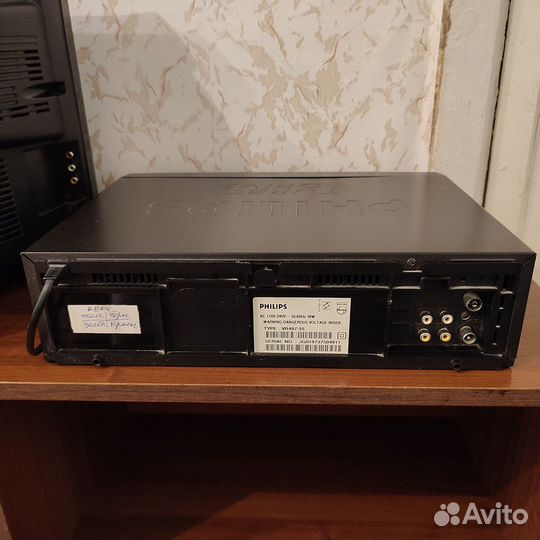 Shivaki STV-1455 (14/37см) + Philips VR497/55