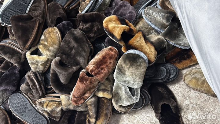 Меховые тапочки