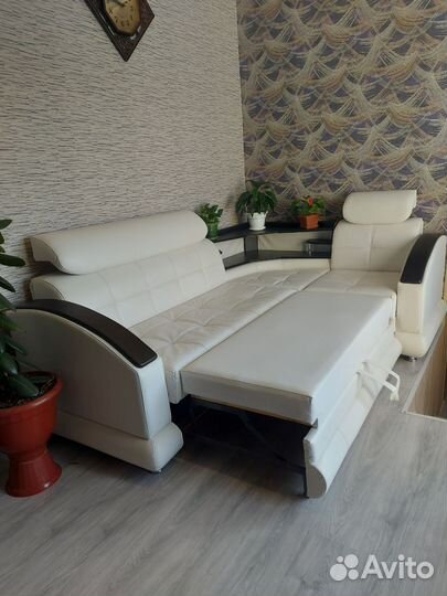 Угловой диван