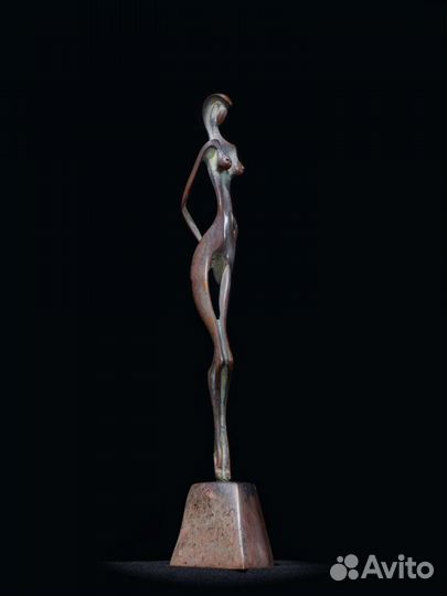 Бронзовая скульптура