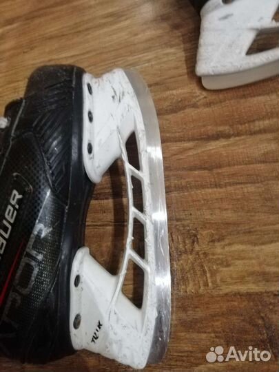 Коньки хоккейные детские