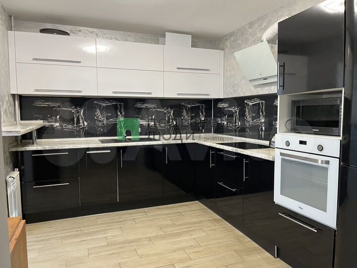 2-к. квартира, 60,5 м², 16/19 эт.