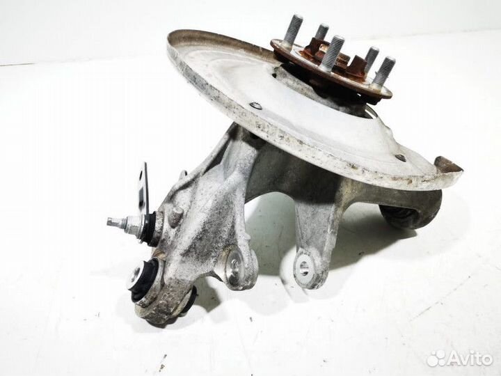 Кулак задний левый Land Rover Range Rover 4 рест