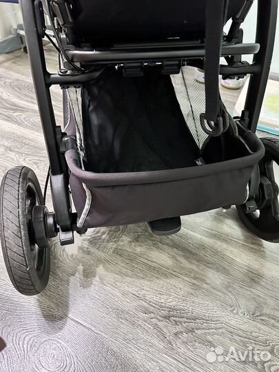 Коляска прогулочная peg perego book cross