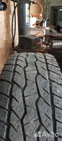 Шины 235 75 r15 бу