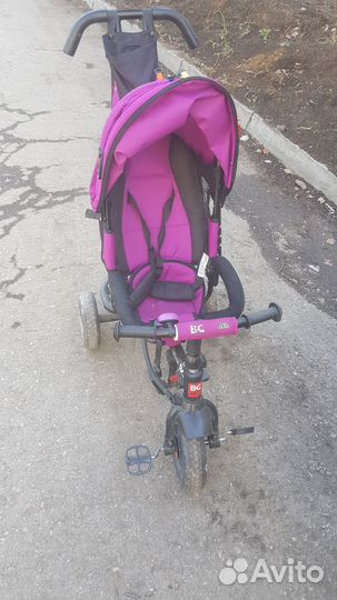 Детский велосипед трехколесный с ручкой