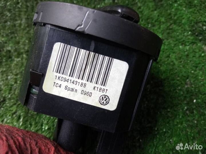 Переключатель света фар Volkswagen Tiguan (2007-2