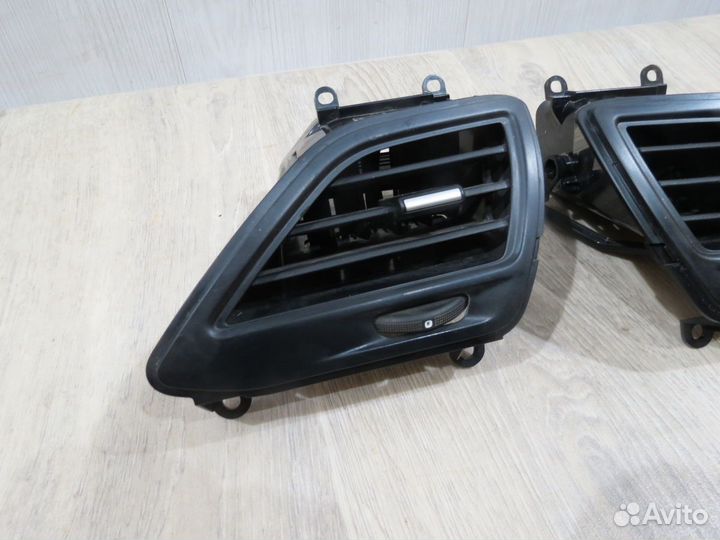 Дефлектор торпедо правый LADA Vesta Веста