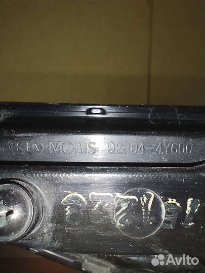 Повторитель на крыло передний правый Kia Rio седан