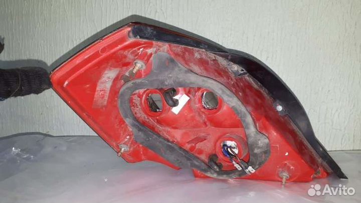 Фонарь задний правый Geely Emgrand Ec7 FE-1