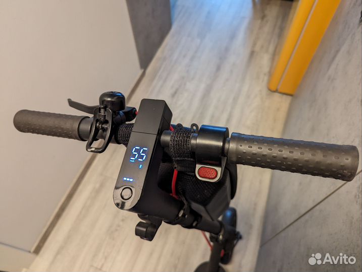 Электросамокат Xiaomi M365 Pro Electric Scooter