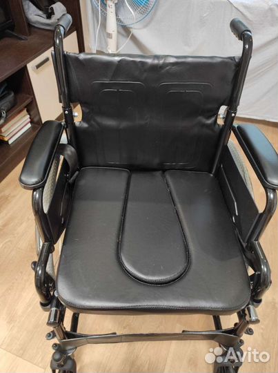 Инвалидная коляска новая