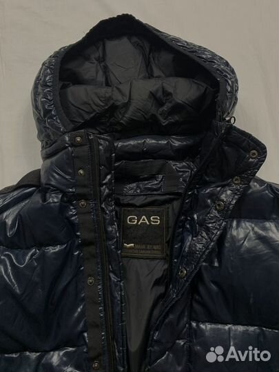 Блестящий пуховик gas