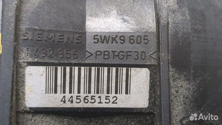 Измеритель потока воздуха BMW 3 E46, 2004