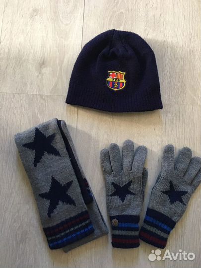 Комплект Шапка Barcelona, шарф и перчатки Gap
