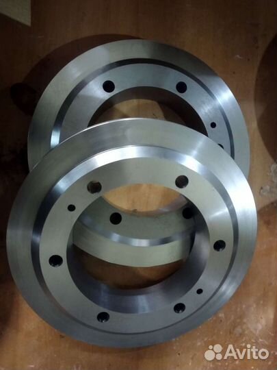 Токарные работы по металлу, Фрезерные услуги