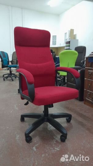 Компьютерное кресло Вулкан Люкс в ткани