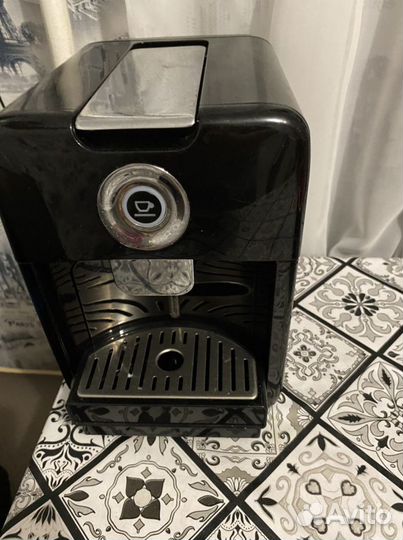 Кофемашина капсульная