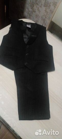 Продам костюм