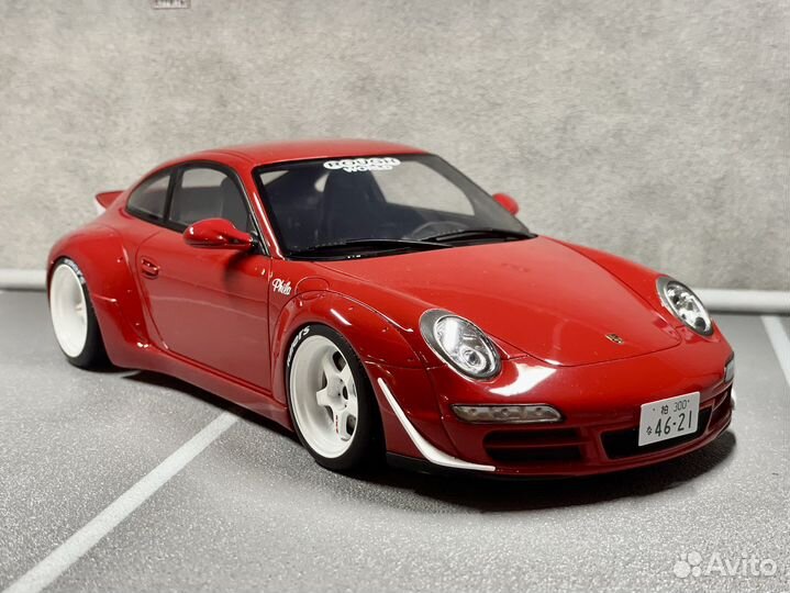 Модель Porsche 911 RWB Body Kit 1:18 GT spirit