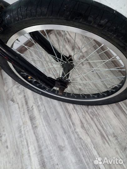 Трюковой велосипед бмх